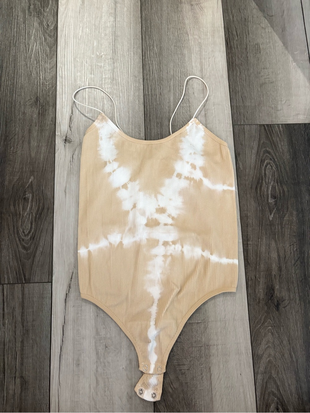 Ardene Beige and White Tie-Dye Ribbed Bodysuit